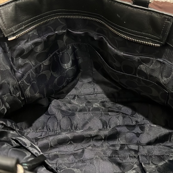 COACH Black Leather Tote Bag Laptop Commuter Expandable Tote Tassel Detail - Picture 5 of 9